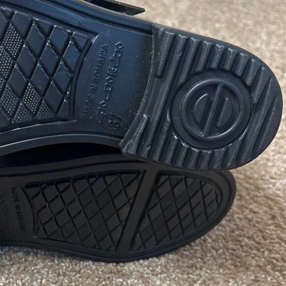 VALENTINO RED V BOW BLACK RAIN BOOTS SIZE 37- 6.5 - Picture 4 of 7